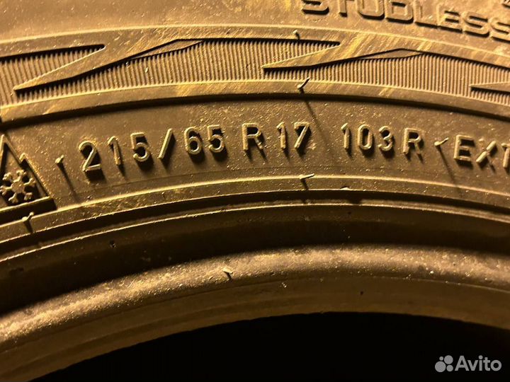 Nokian Tyres Hakkapeliitta R2 SUV 215/65 R17 103R