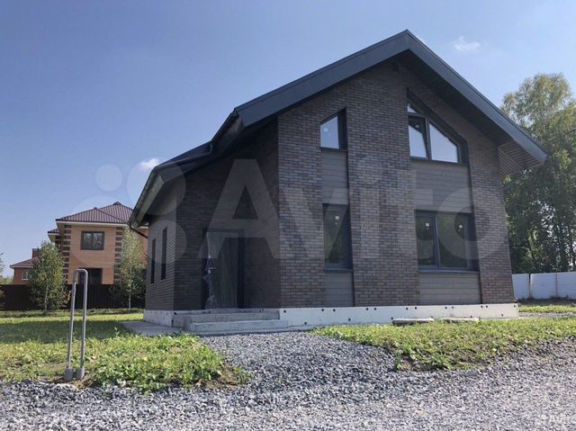 Коттедж 126 м² на участке 6 сот.