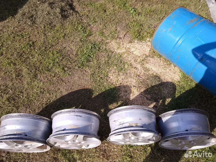 Литые диски r16