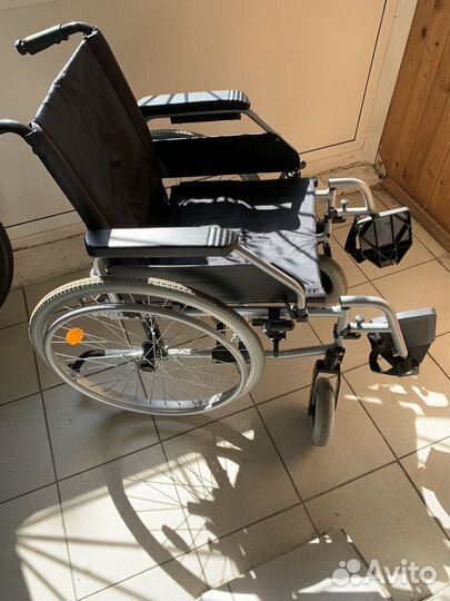 Инвалидная коляска складная бу