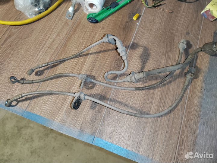 Армированые тормозные шланги celica st205