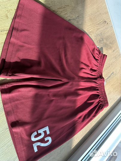 Шорты, футболка, гетры