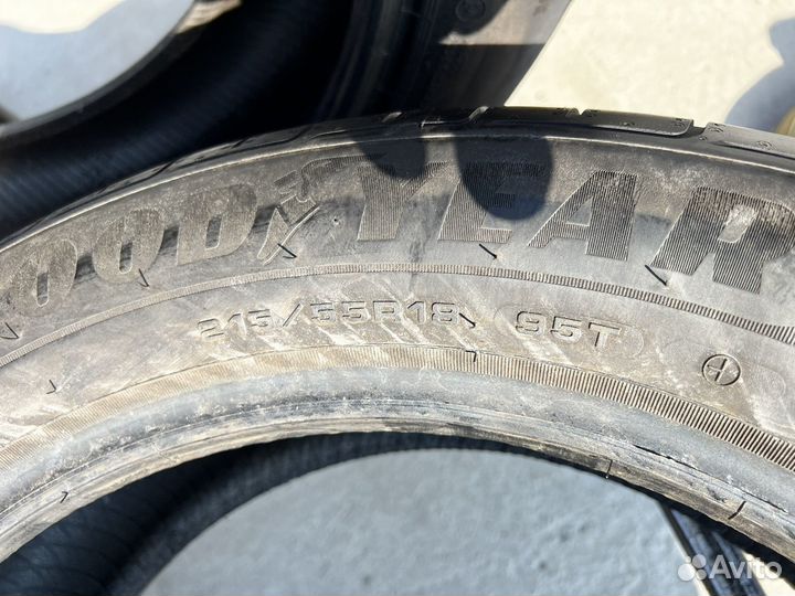 Goodyear EfficientGrip Performance 215/55 R18