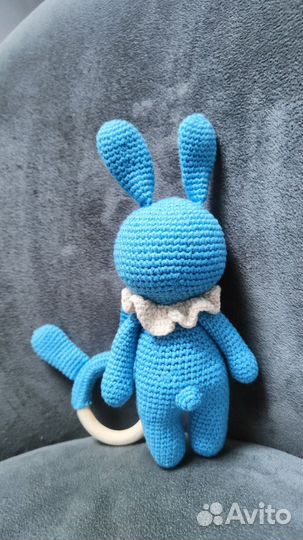 Вязаная игрушка ручной работы