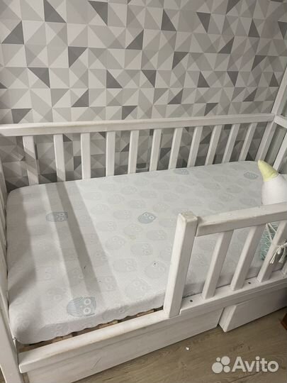 Кроватка детская домик