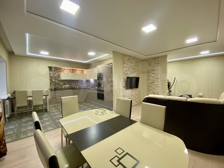 1-к. квартира, 80 м², 8/16 эт.