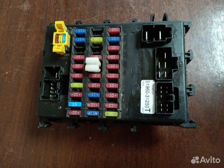 Блок предохранителей Nissan Almera Classic classic