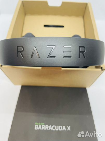 Беспроводные наушники Razer Barracuda X