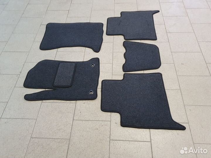 Коврики в салон Toyota Fortuner II (2015-н.в.)