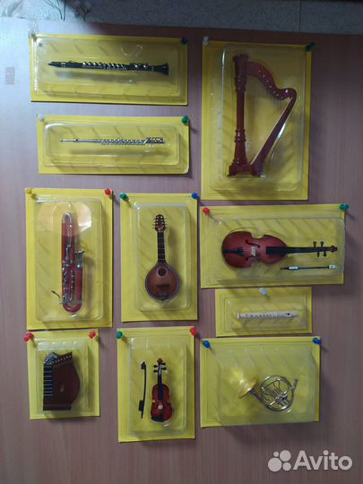 Коллекция музыкальных инструментов