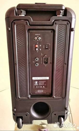 Мошная блютузная колонка SMO-888