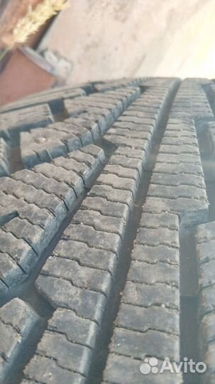 Nokian Tyres Hakkapeliitta 5 SUV 275/60 R18 117T