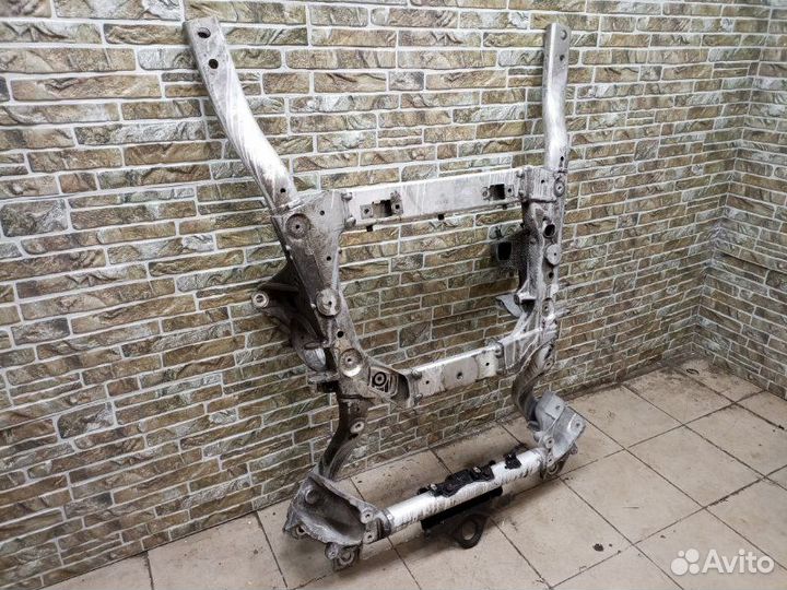 Балка подвески передняя Land Rover Range Rover