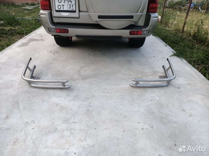 Защита заднего бампера на внедорожник