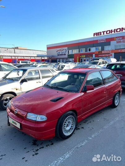 Opel Astra 2.0 МТ, 1992, 200 000 км