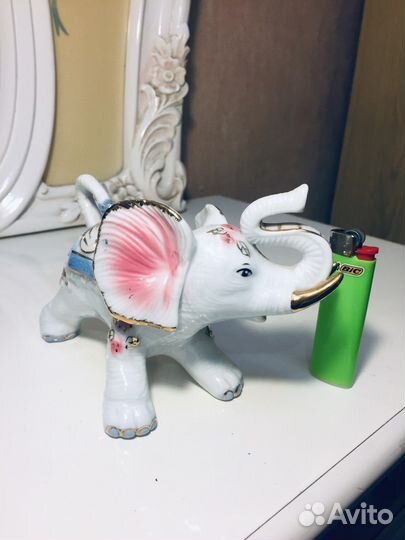 Слоны фарфор