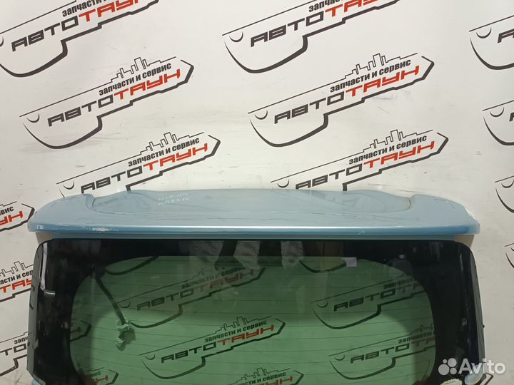 Дверь задняя toyota ractis NCP100 NCP105 SCP100 голубой, 8S9 KA8316