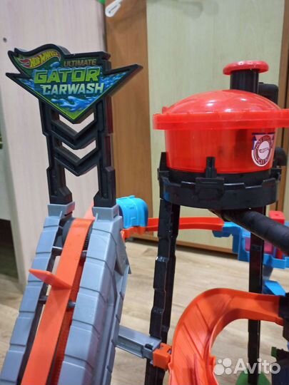 Трек Hot wheels автомойка, оригинал