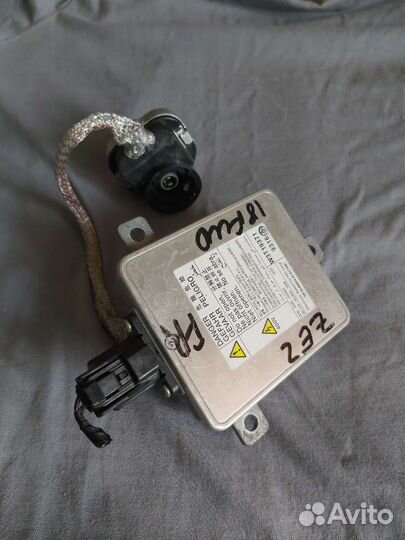 Блок розжига ксенона Honda insight