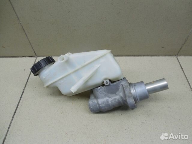 Цилиндр тормозной главный Yaris 2005-2011