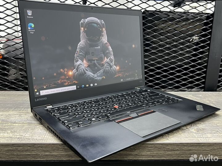 Неубиваемый Lenovo Core i5-6300U/IPS/8GB/SSD