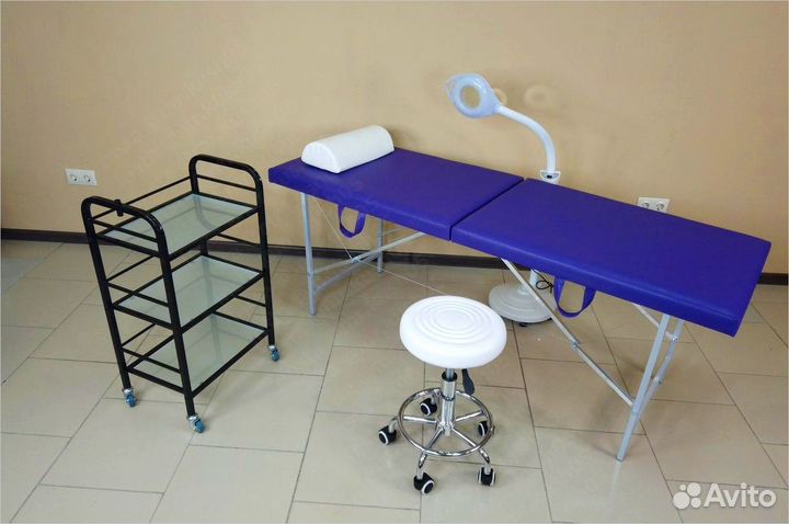 Массажный стол