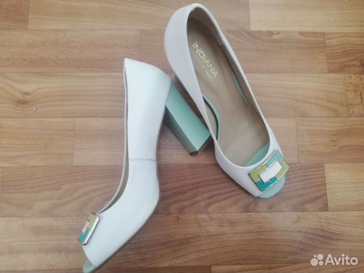 Обувь женская