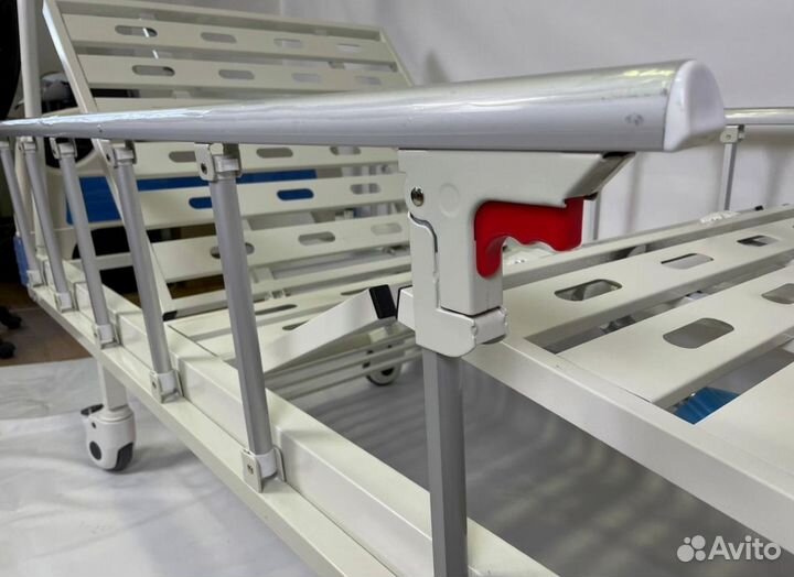 Медицинская функциональная кровать