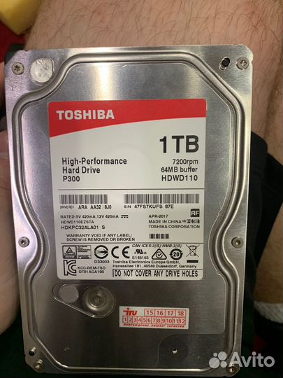 Жесткий диск toshiba 1 тб