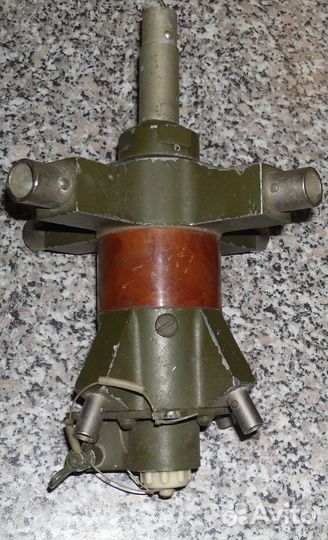 Антенные армейские изоляторы