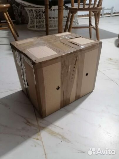 Вещевая коробка