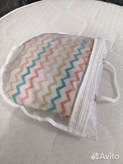 Матрас в круглую кроватку+наматрасник+простыня