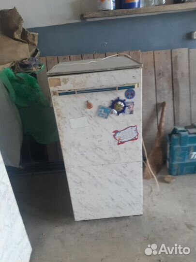Холодильник б/у