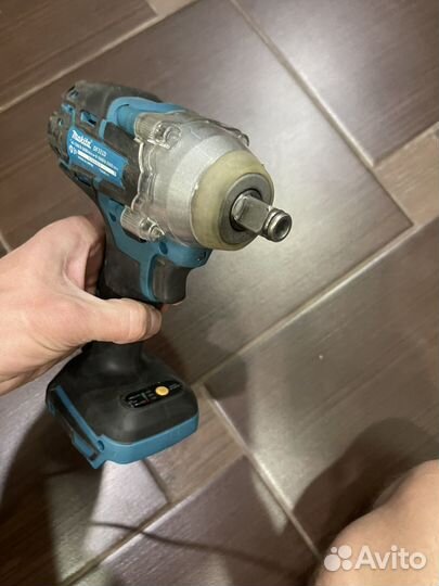 Гайковерт аккумуляторный