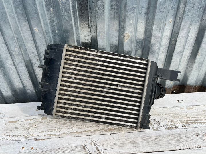 Renault Arkana 19- Kaptur 16- Интеркулер 2231