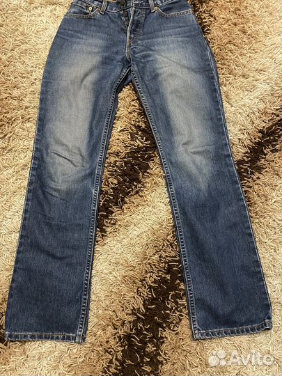 Джинсы Levi's
