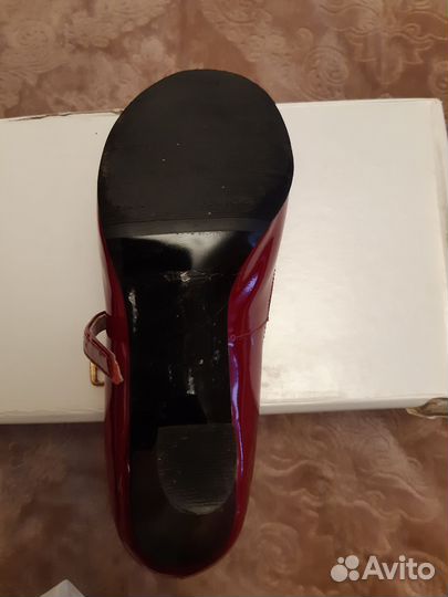 Туфли женские 37 размер. Модный бордо