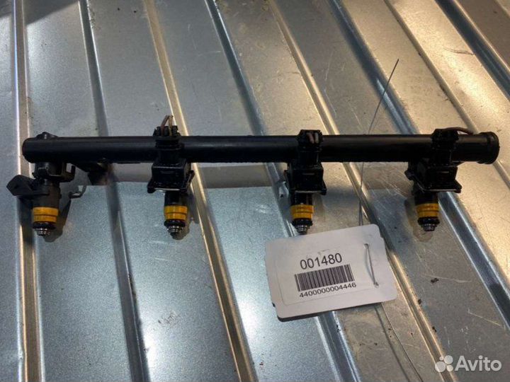 Топливная рампа Renault Megane 2 1.6 2002