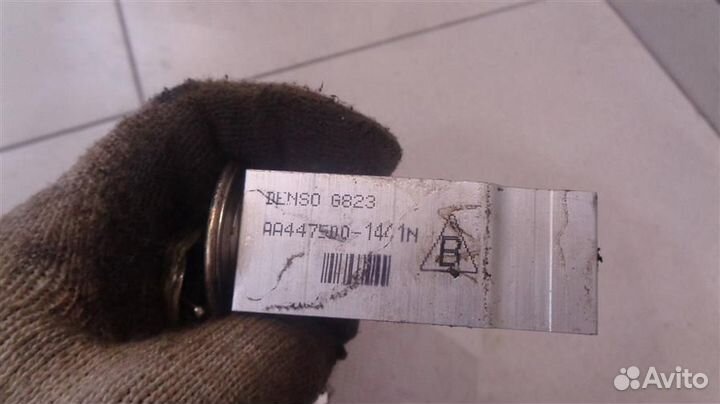 Клапан кондиционера Cadillac SRX 2003-2009