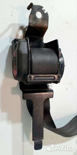 Ремень безопасности передний Mitsubishi Pajero II