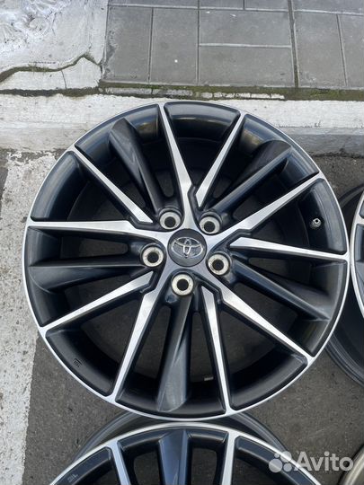 Диски R18 5x114.3 original toyota camry xv70