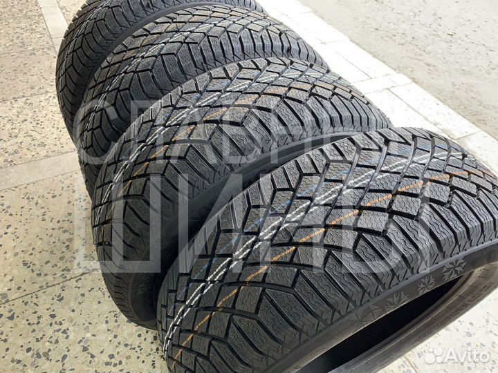 Continental ContiVikingContact 7 255/55 R20 110T