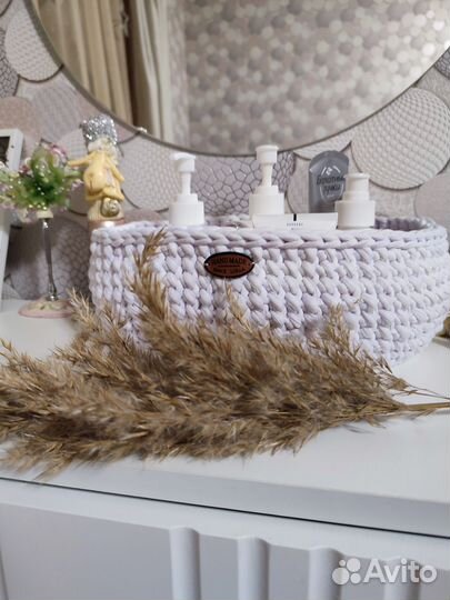 Корзина вязаная из трикотажной пряжи