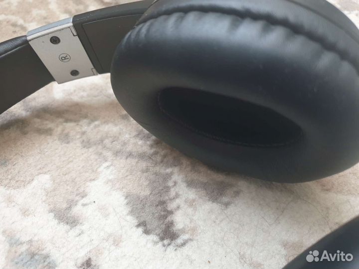 Беспроводные наушники BT-250