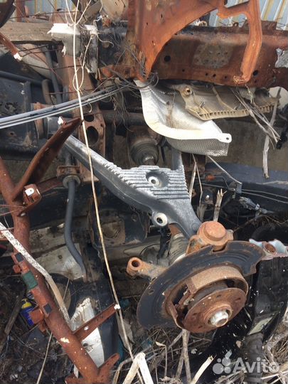 Задний Рычаг Мерседес w163 ml350 Mercedes ML164