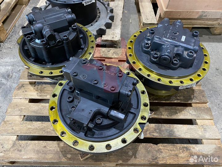 Мотор хода EC300ELD 14604840