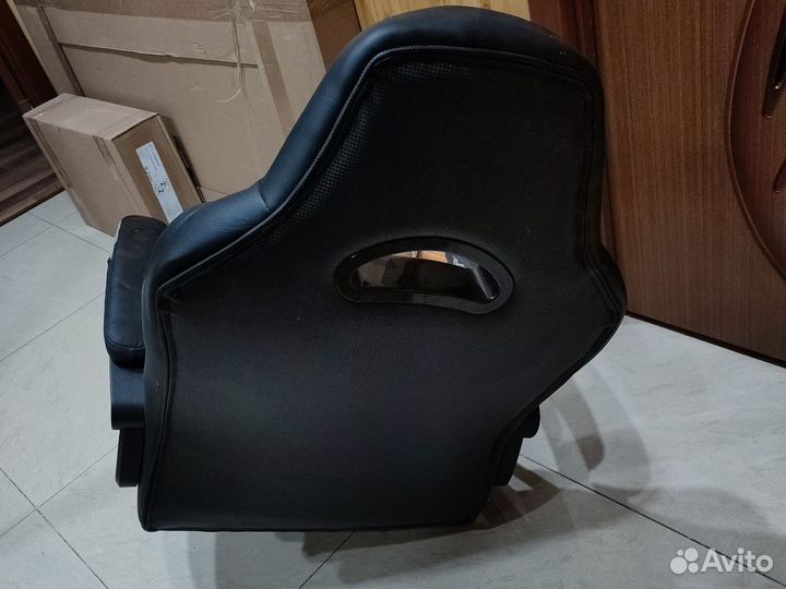 Компьютерное кресло