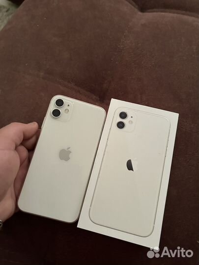 iPhone 11, 64 ГБ