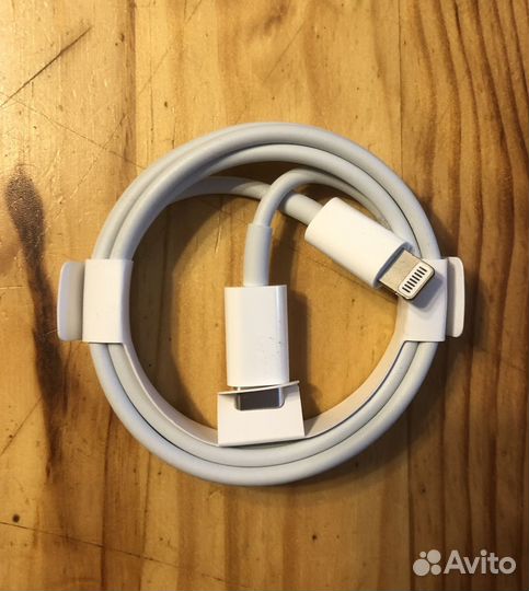 Кабель Apple Lightning USB C