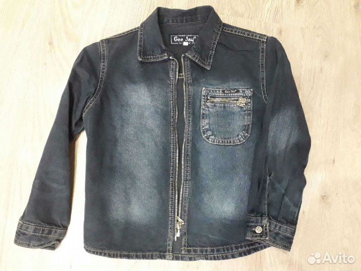 Джинсовая куртка